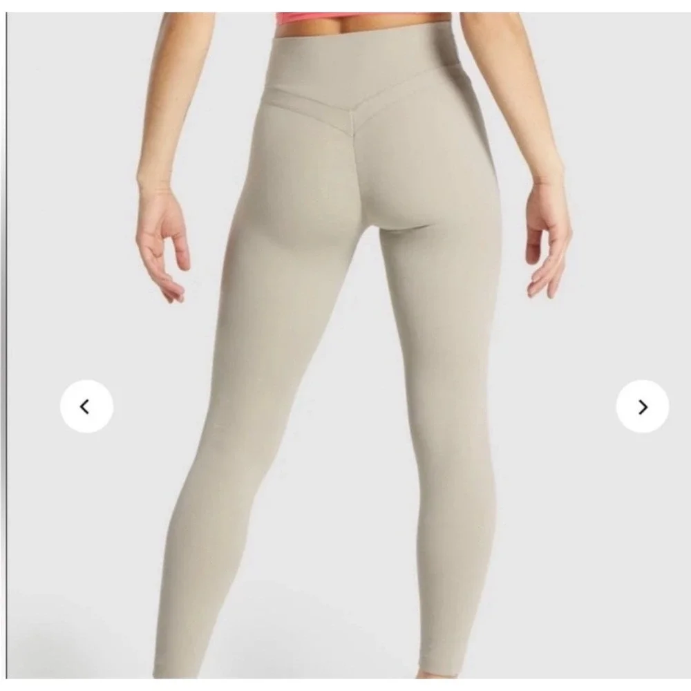 Gymshark confidence minimalist